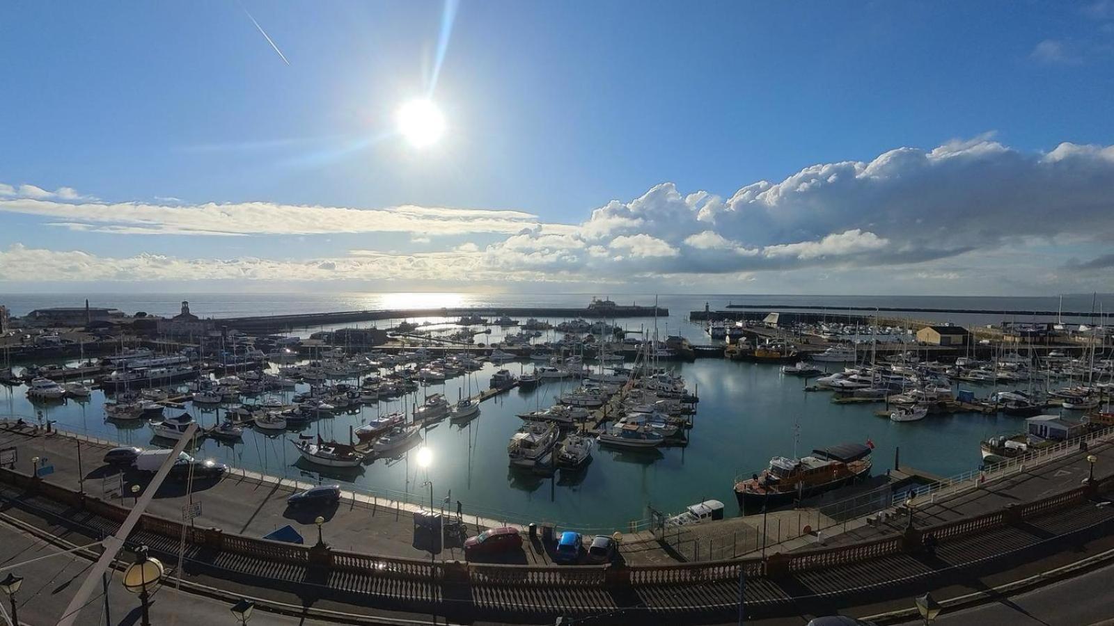 Royal Temple Yacht Club Ramsgate Exterior foto